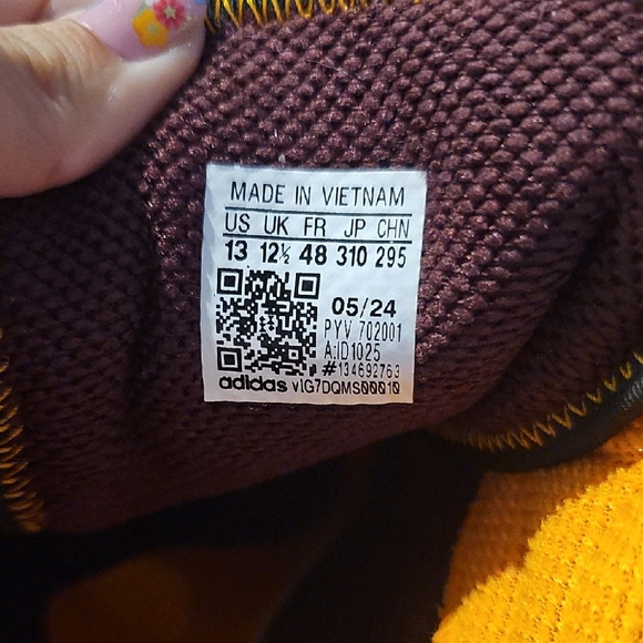 Adidas Cadiant Fyw Maroon and Khaki Athletic Shoes NWOB - Picture 2 of 7